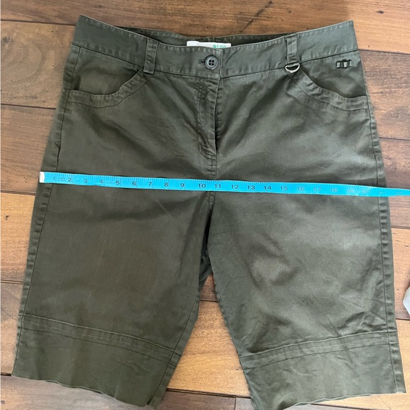 Classic Cotton Golf Shorts - Picture 3 of 6